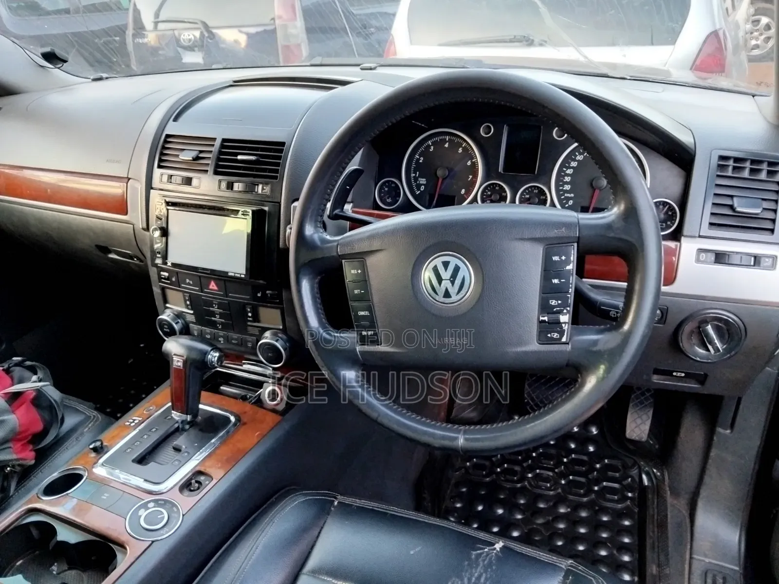 Volkswagen Touareg 2006 Black
