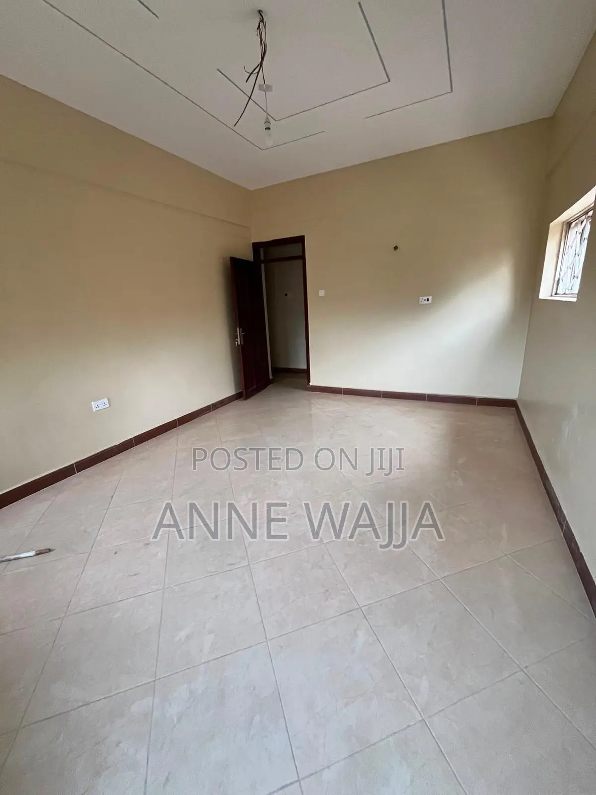 10bdrm House in Makindye for rent