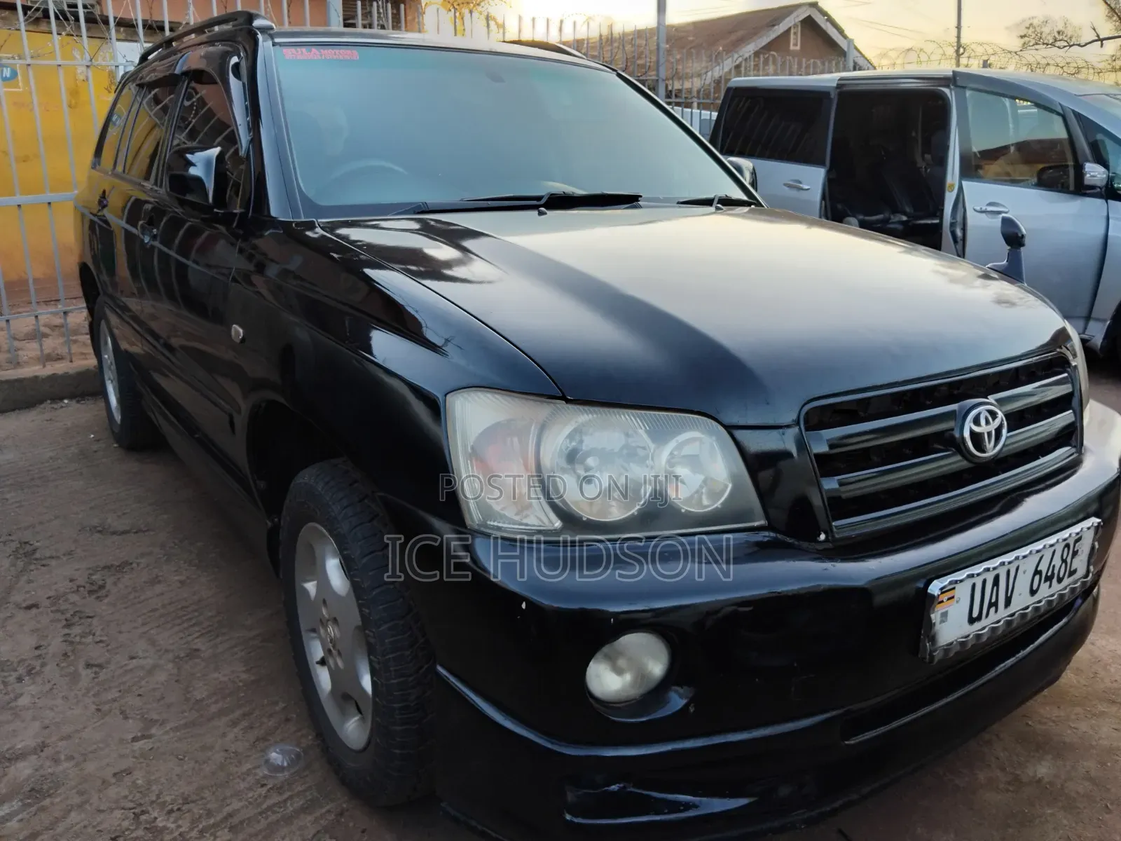 Toyota Kluger 2004 Black