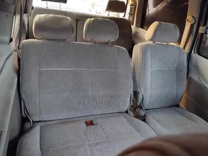 Toyota Regius 1998 Gray