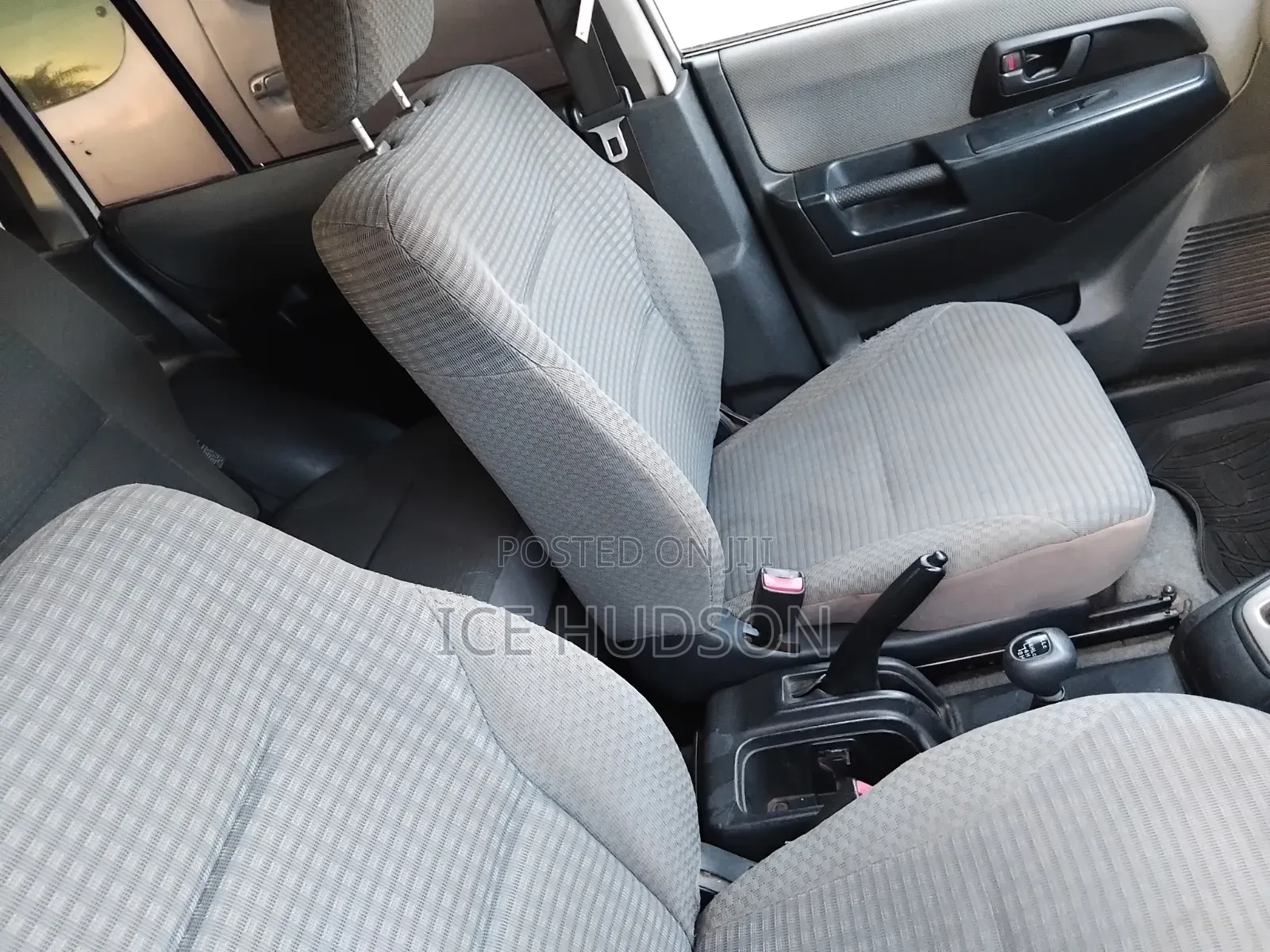 Mitsubishi Pajero IO 2004 White