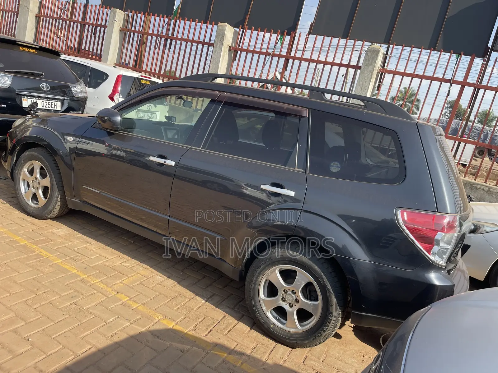 Subaru Forester 2010 Black