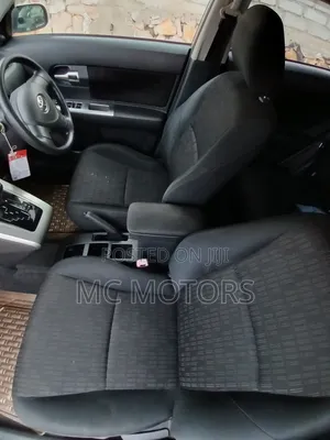 Toyota Corolla Rumion 2011 Silver