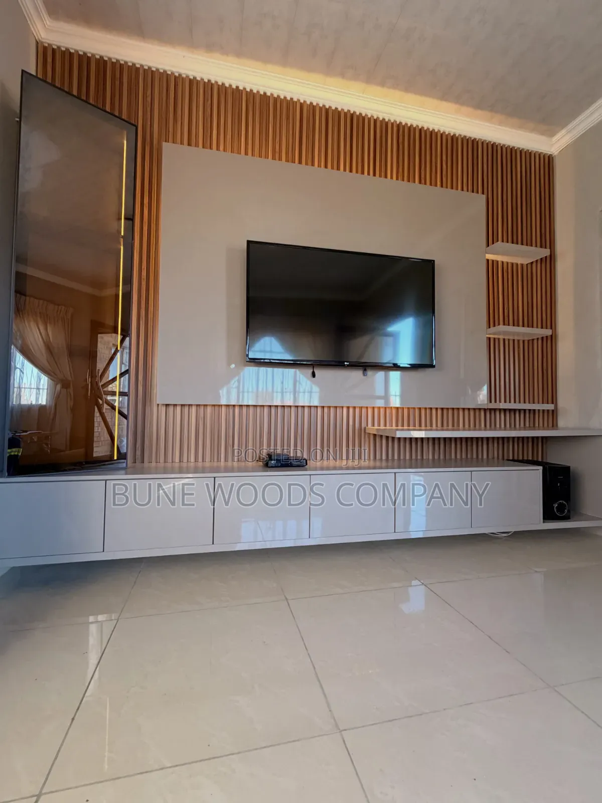 TvWall Unit