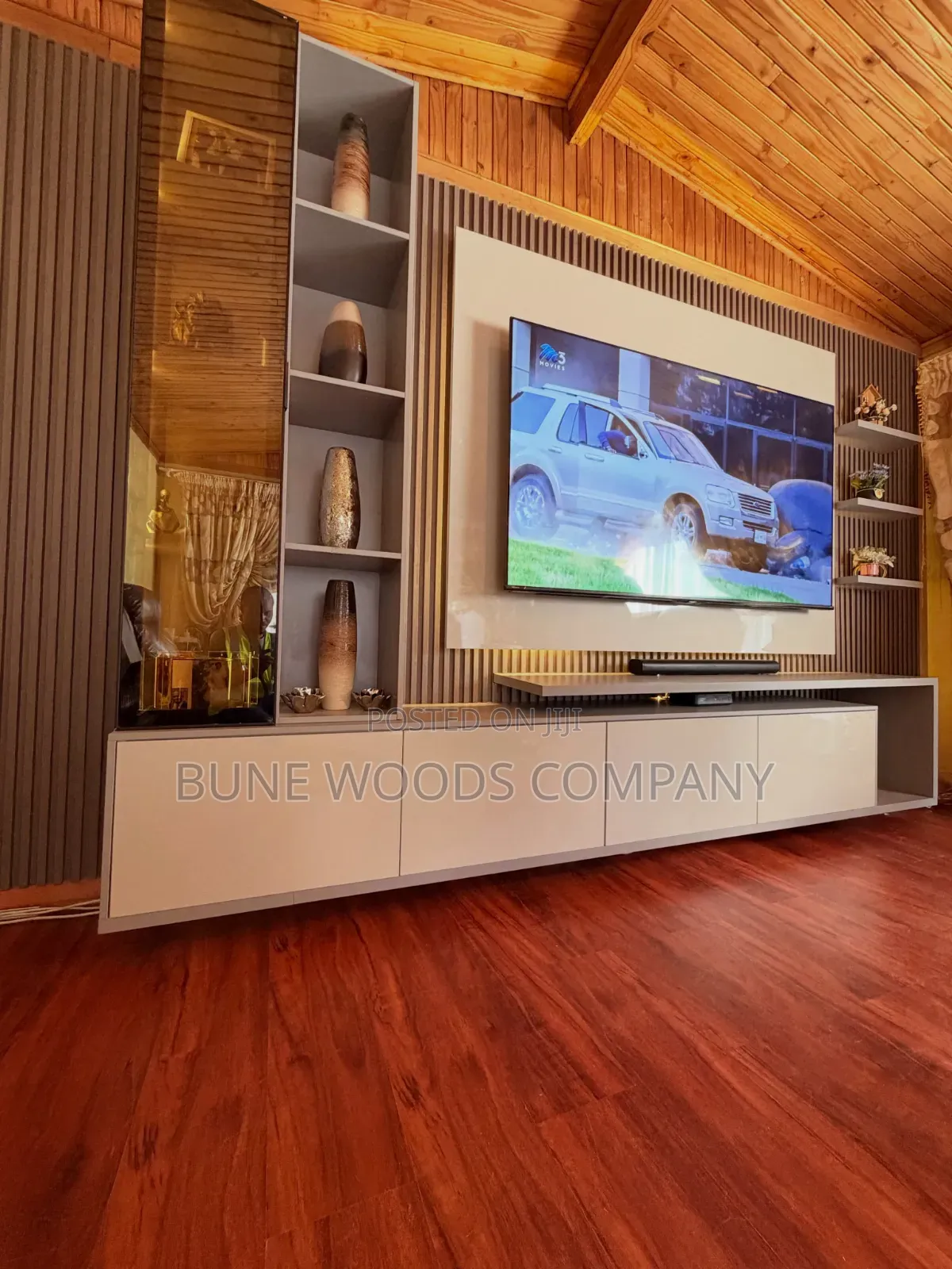 TvWall Unit