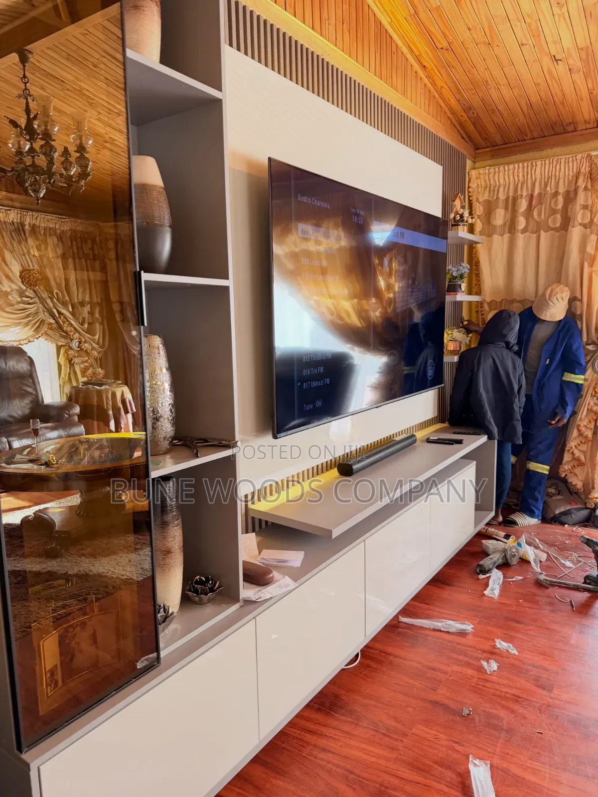 TvWall Unit