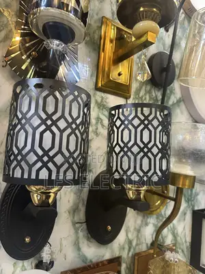 Wall Brackets Black and White