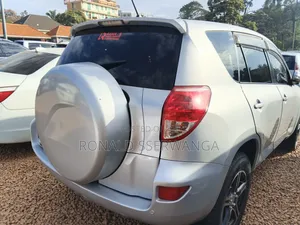 Toyota RAV4 2006 Silver