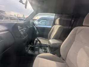 Mitsubishi Pajero 2006 Silver