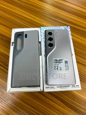 New Tecno Camon 40 Pro 5G 256 GB Silver