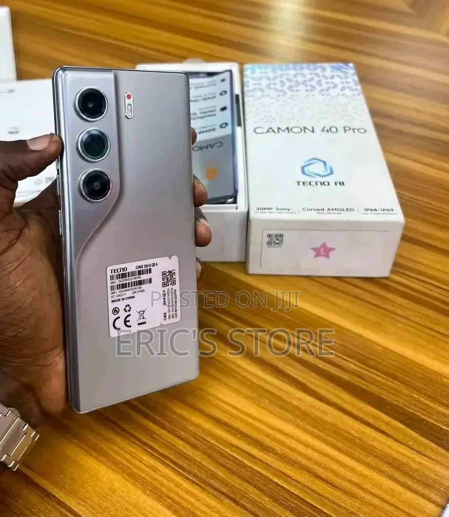 New Tecno Camon 40 Pro 5G 256 GB Silver