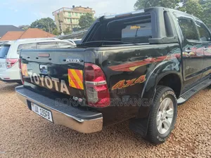 Toyota Hilux 2014