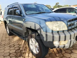 Toyota Hilux Surf 2004