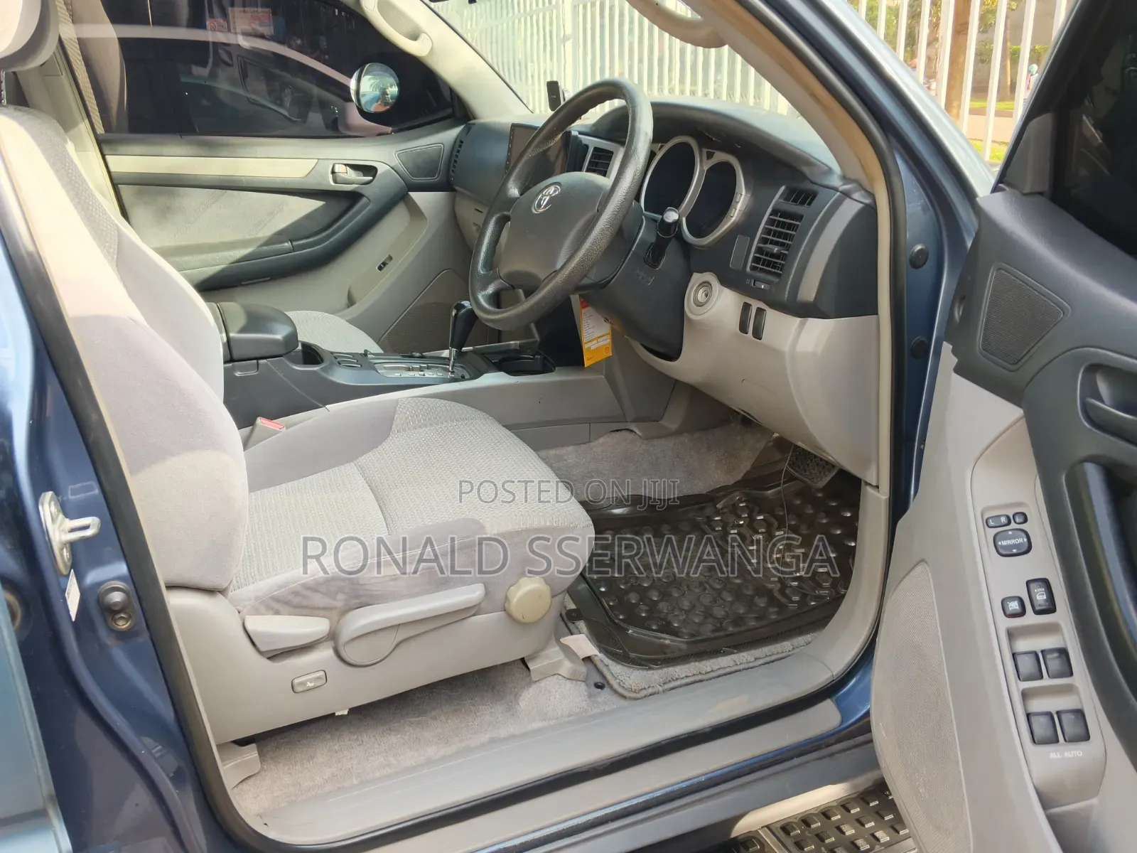 Toyota Hilux Surf 2004