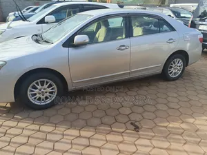 Toyota Noah 2010 Silver