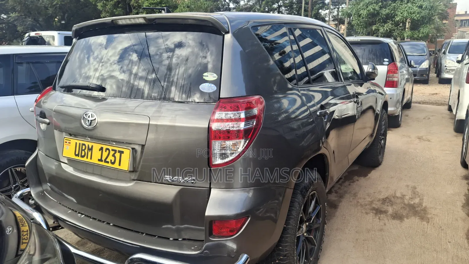 Toyota RAV4 2011 Silver
