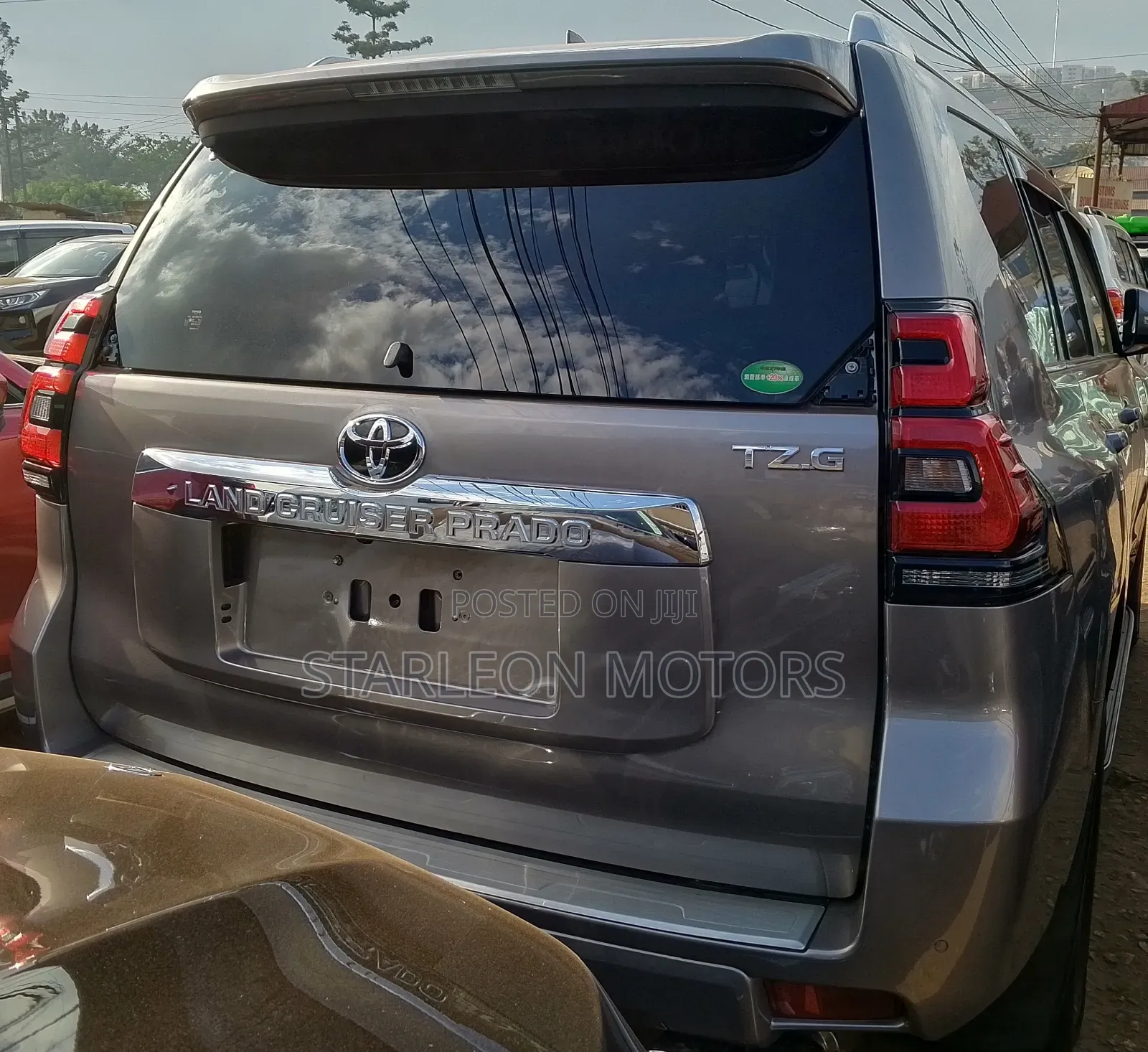 Toyota Land Cruiser Prado 2018 Gray