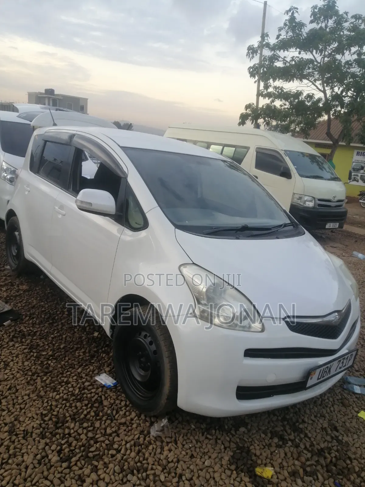 Toyota Ractis 2008 White
