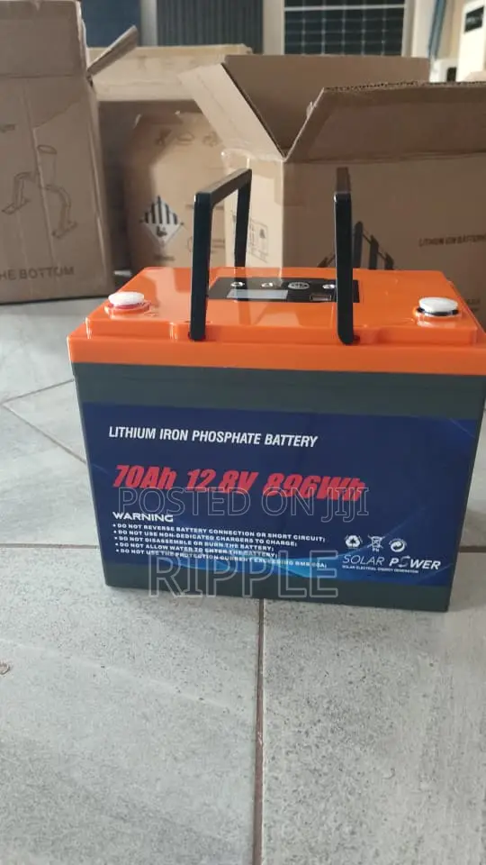 70Ah 12.8V LiFePO4 Solar Battery 896Wh With USB & DC Output