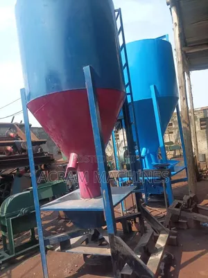 Animals Feed Mixer