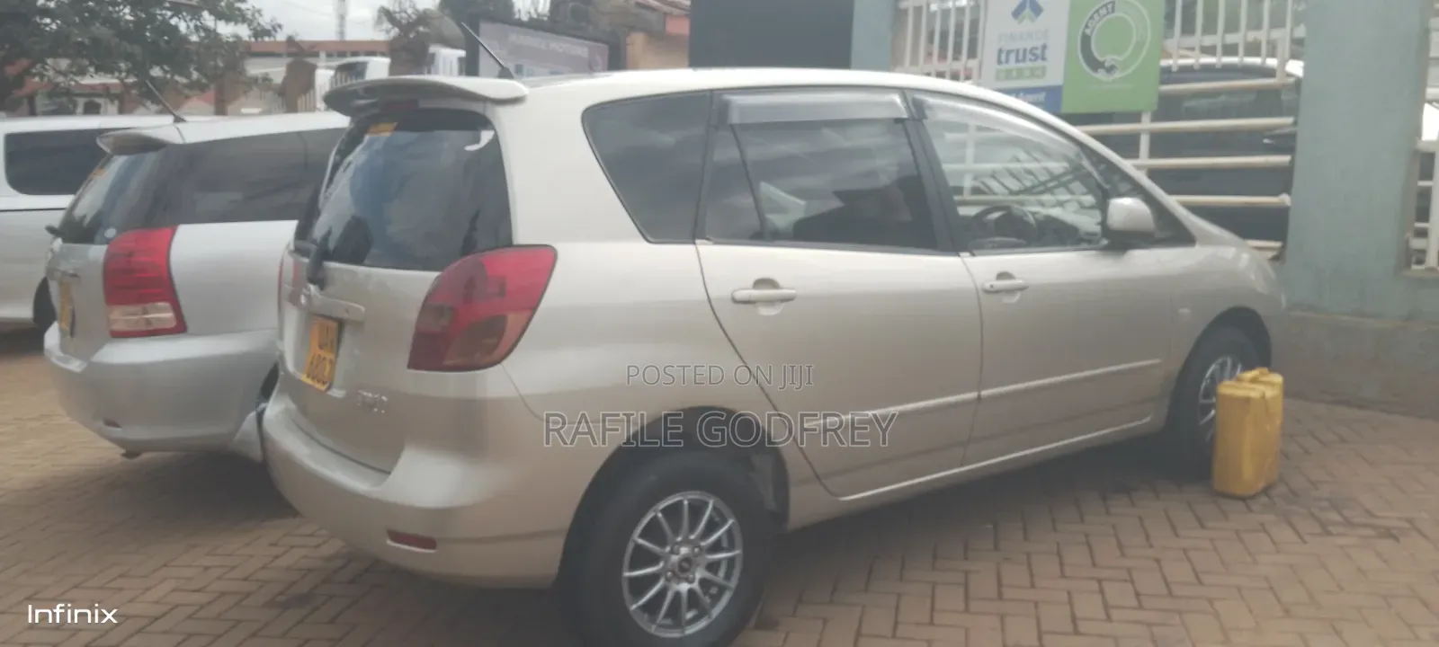 Toyota Corolla Spacio 2004 Gold