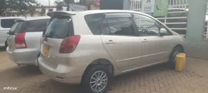 Toyota Corolla Spacio 2004 Gold