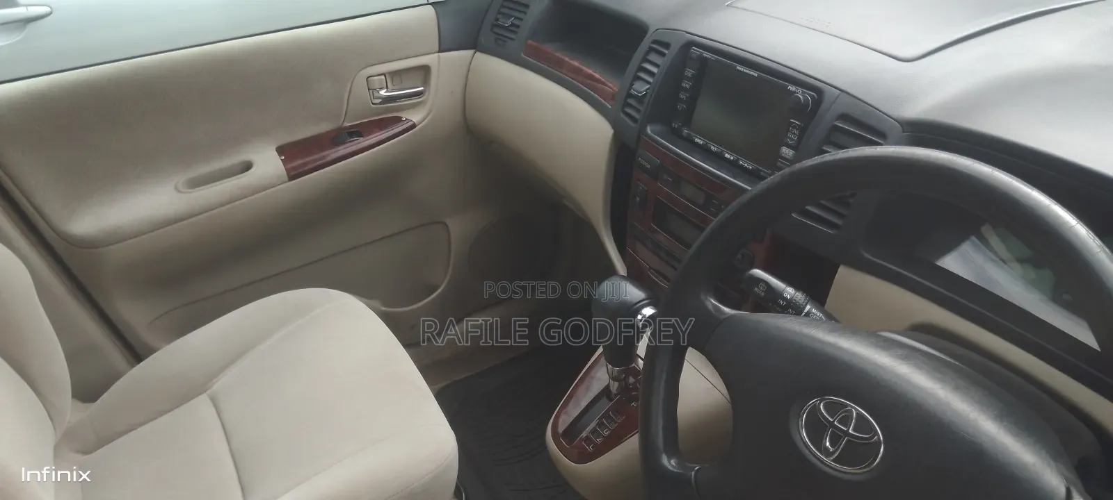 Toyota Corolla Spacio 2004 Gold