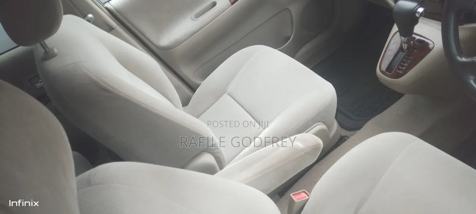 Toyota Corolla Spacio 2004 Gold