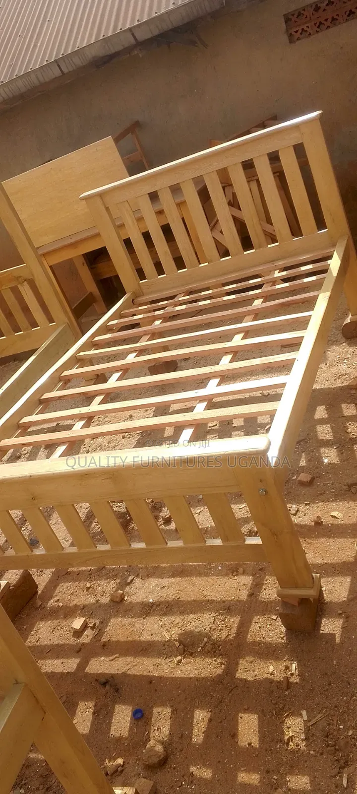 4 by 6 Bed With Shining Varnish
