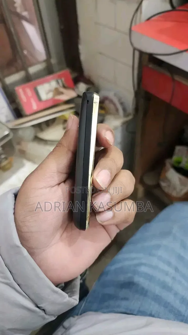 New Nokia 2700 classic Black