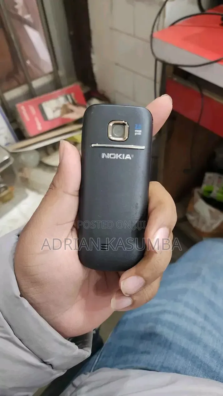 New Nokia 2700 classic Black