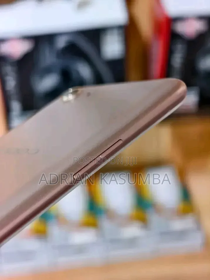 Oppo A83 128 GB Gold