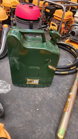 10-Litre  Steel Jerry Can for Storing and Transporting Fuel, Diesel,
