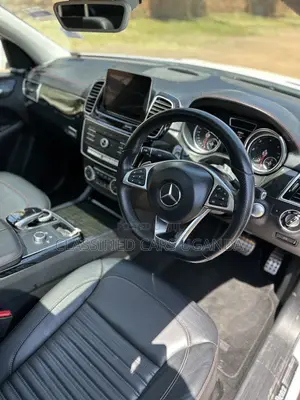 Mercedes-Benz GLE-Class GLE 350d 4MATIC 2017 White