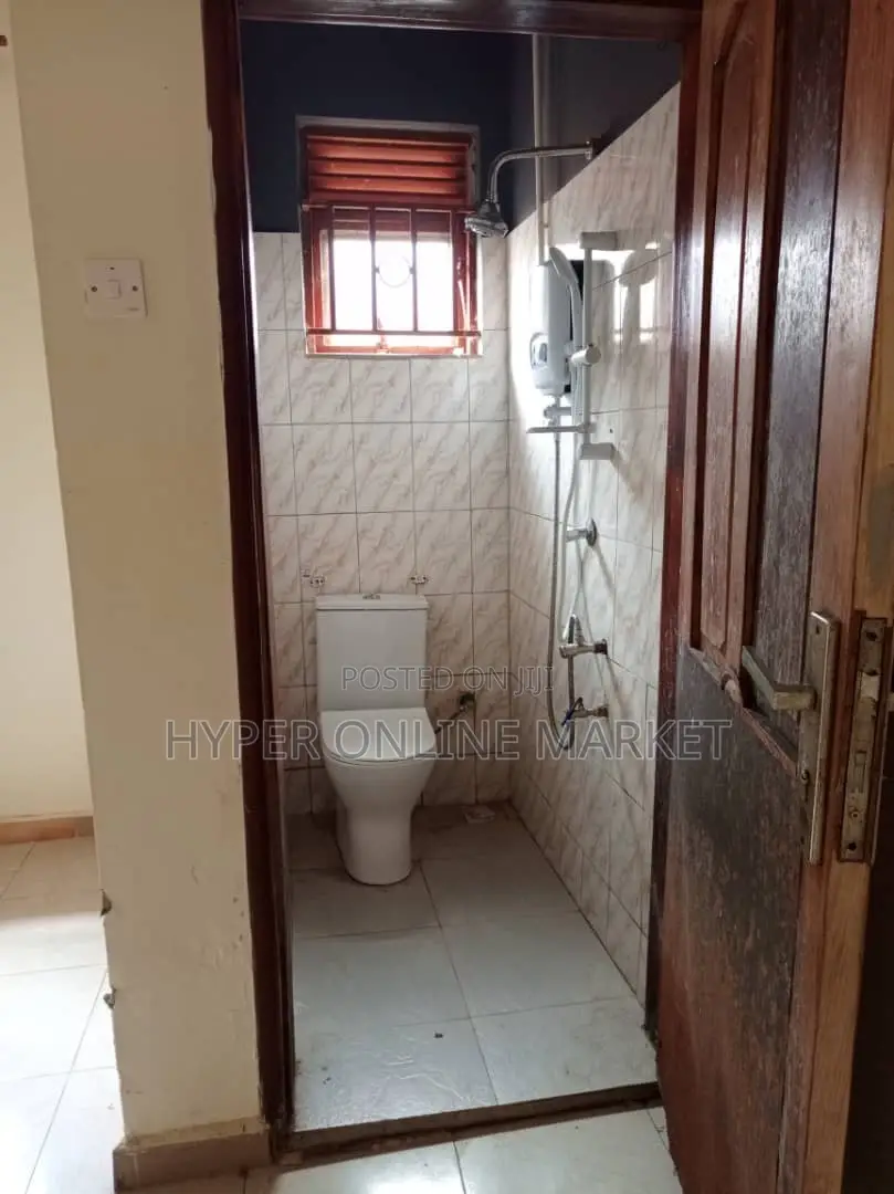 1bdrm House in Kira for rent