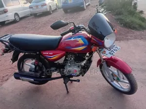 Bajaj CT 125X 2025 Red