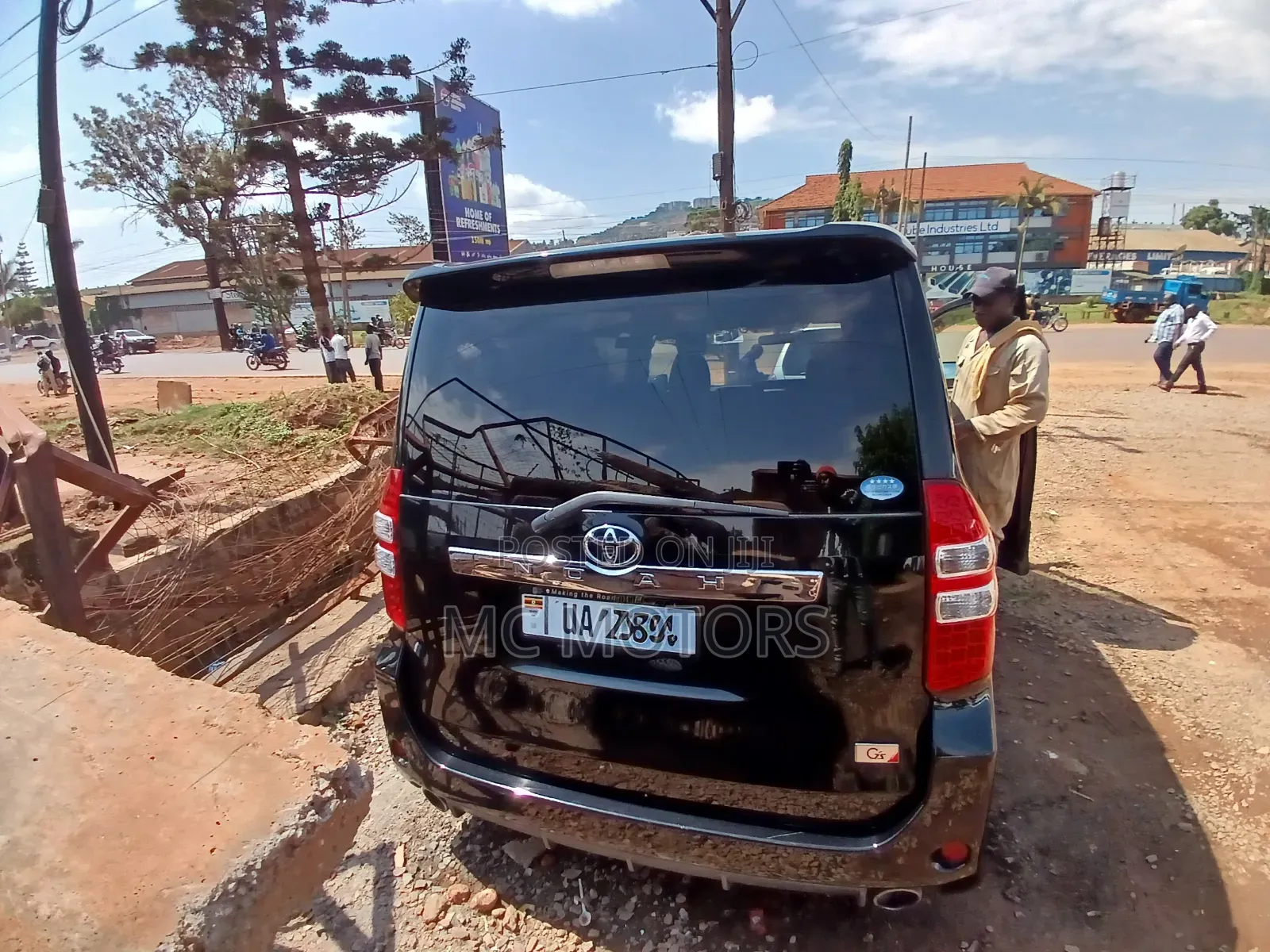 Toyota Noah 2012 Black