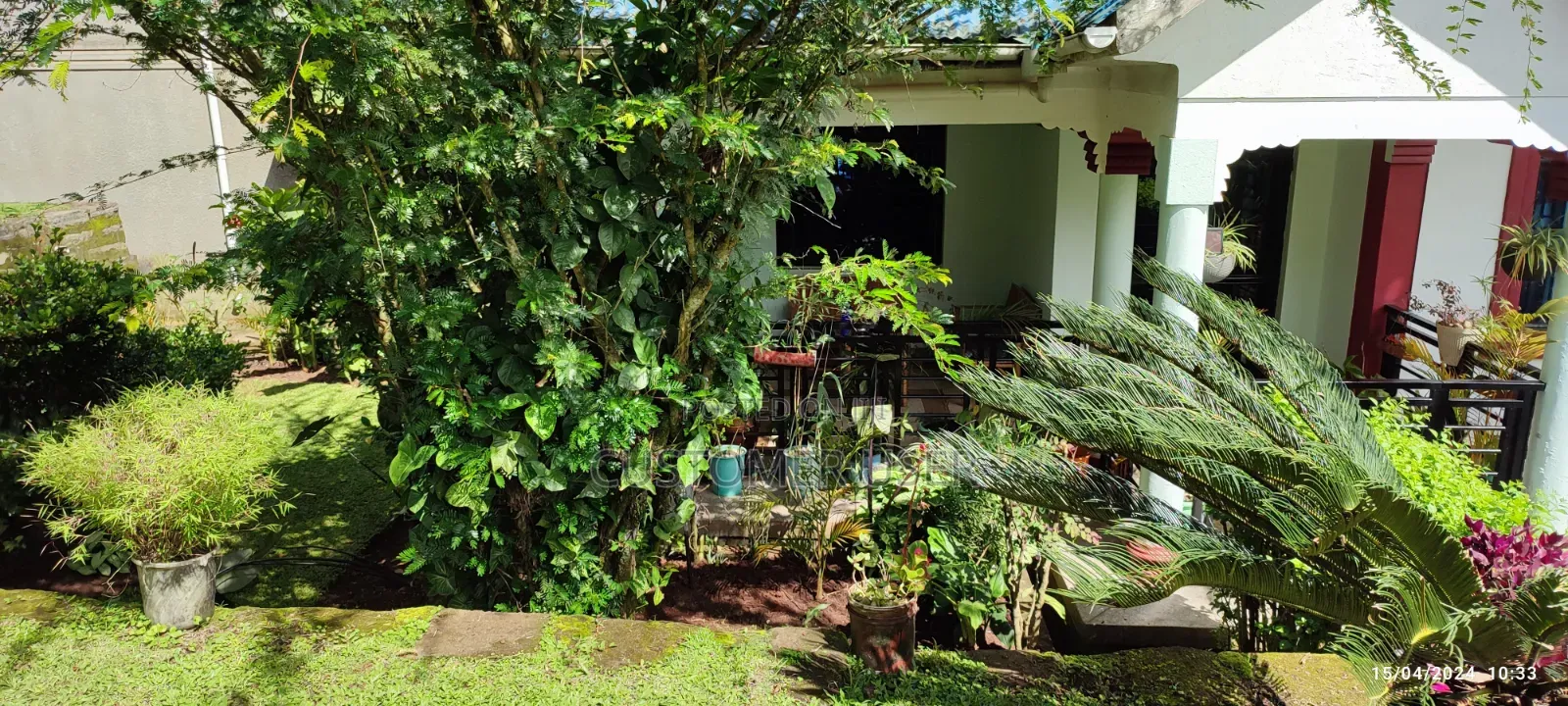 5bdrm House in Kabalore for sale
