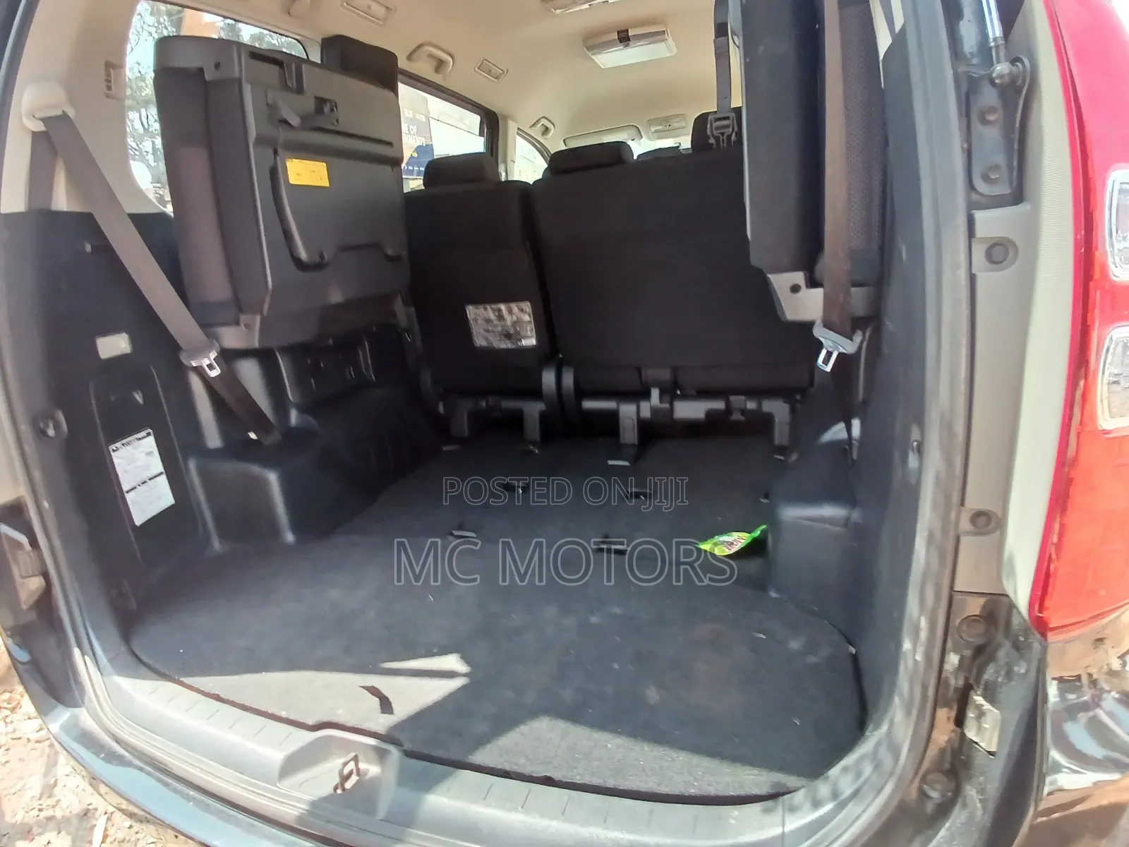 Toyota Noah 2012 Black