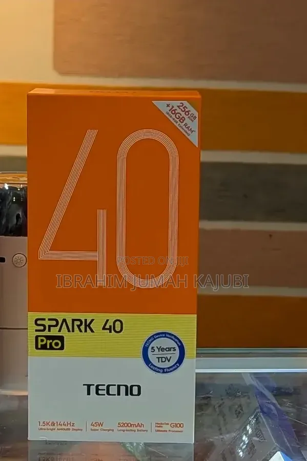 New Tecno Spark 40 Pro 256 GB White
