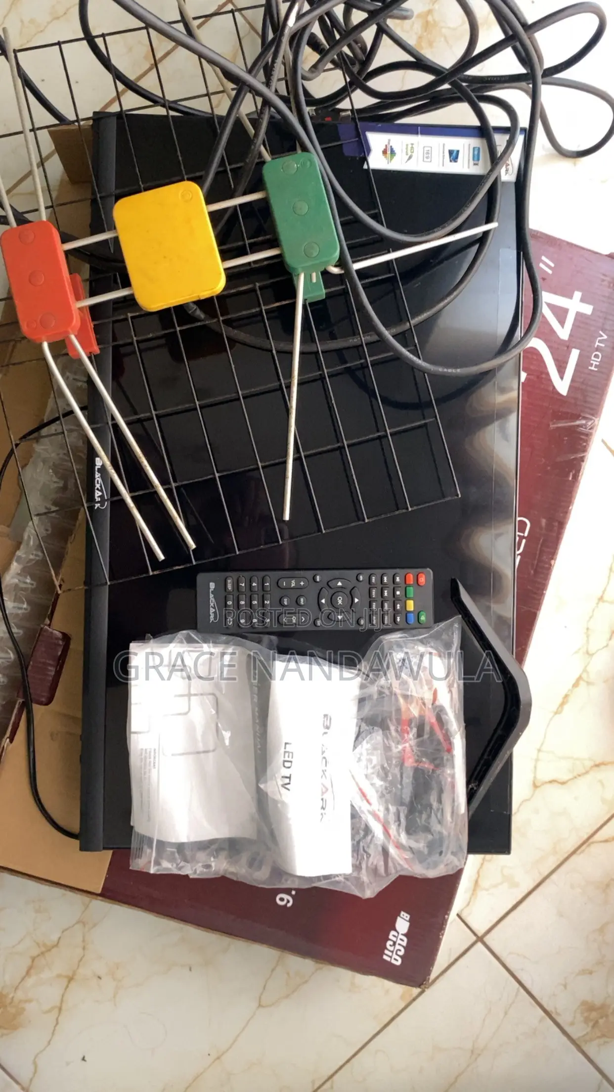 24 Inch TV on Sale With an Antenna