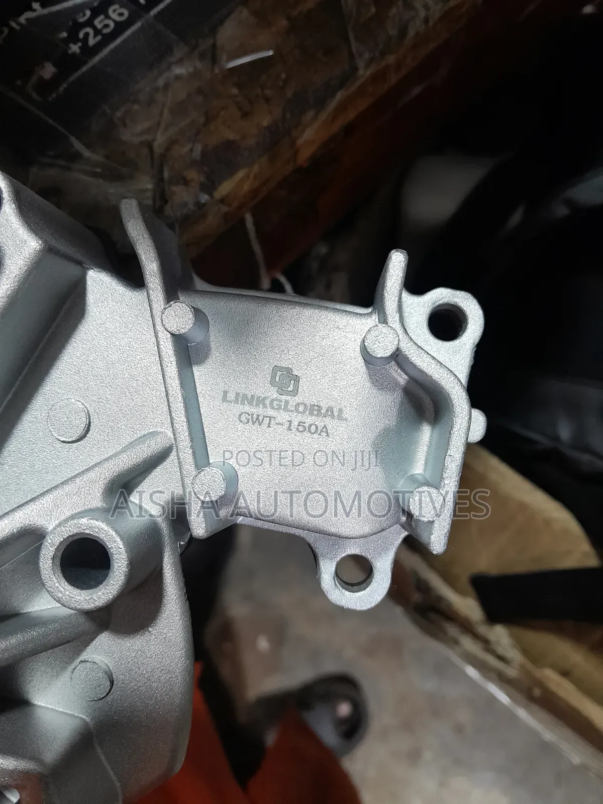 Waterpump Toyota Hilux Vigo  .1KD ENGINE