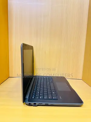 Laptop Dell Latitude 3380 8GB Intel Core i5 SSD 256GB