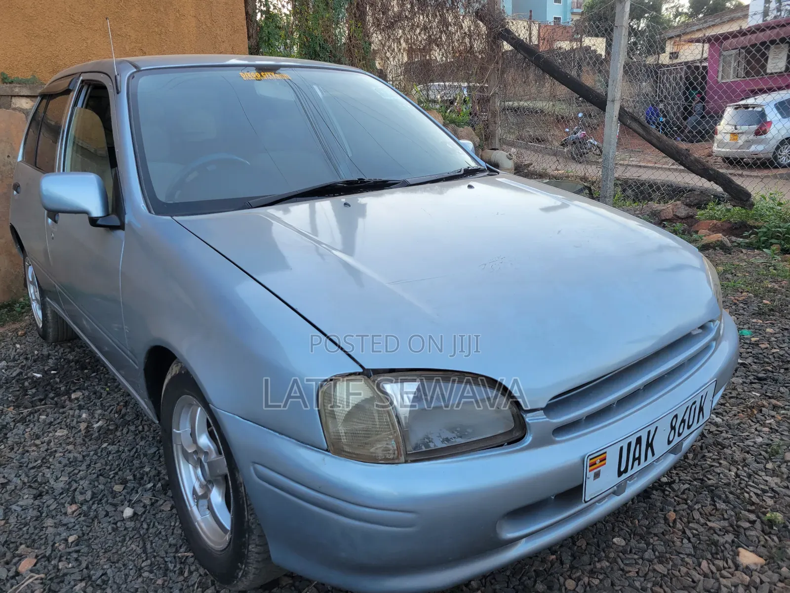 Toyota Starlet 1997 Silver