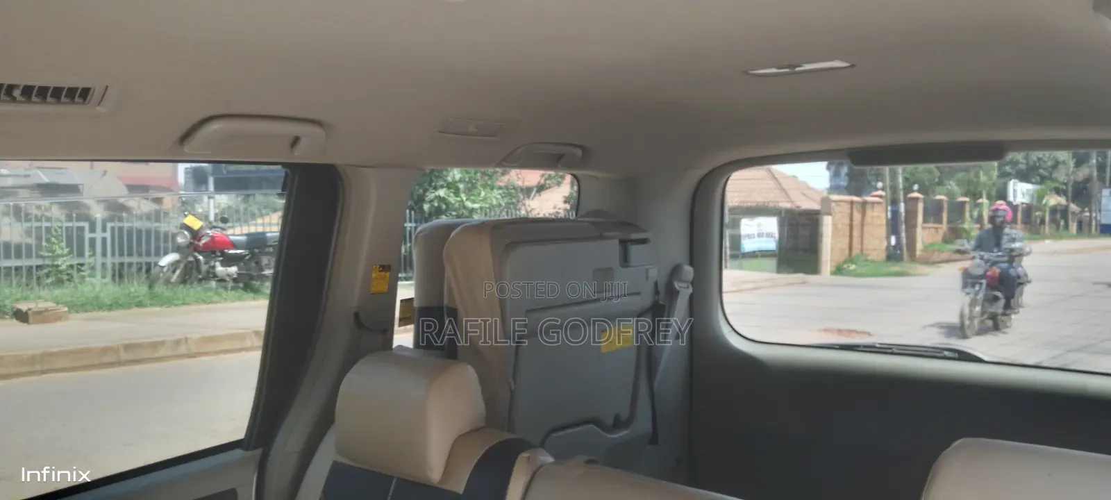Toyota Noah 2009 White