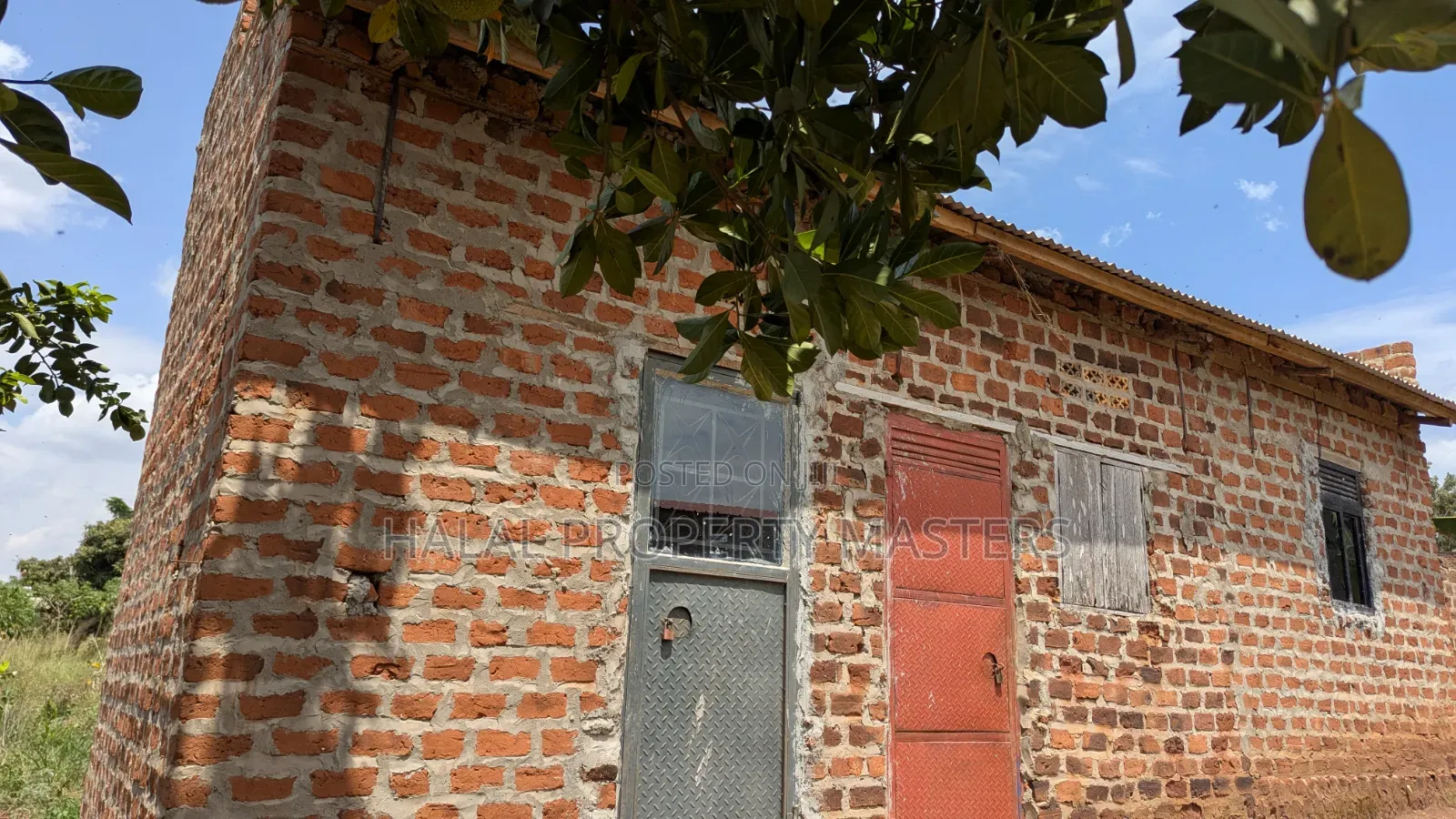 3bdrm House in Kavule, Gombe for sale