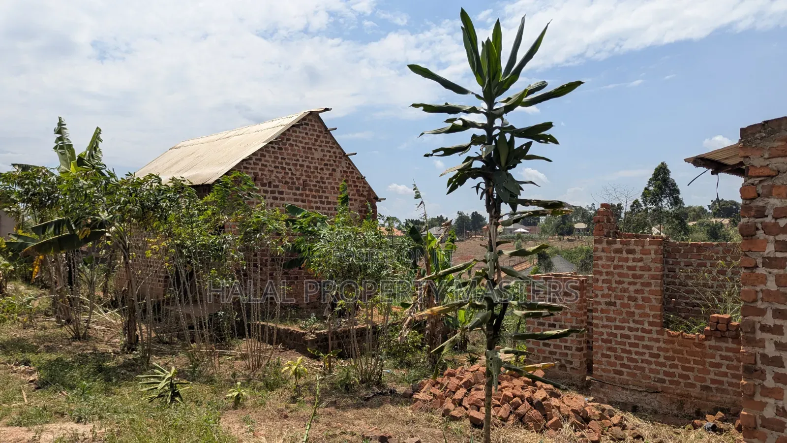 3bdrm House in Kavule, Gombe for sale