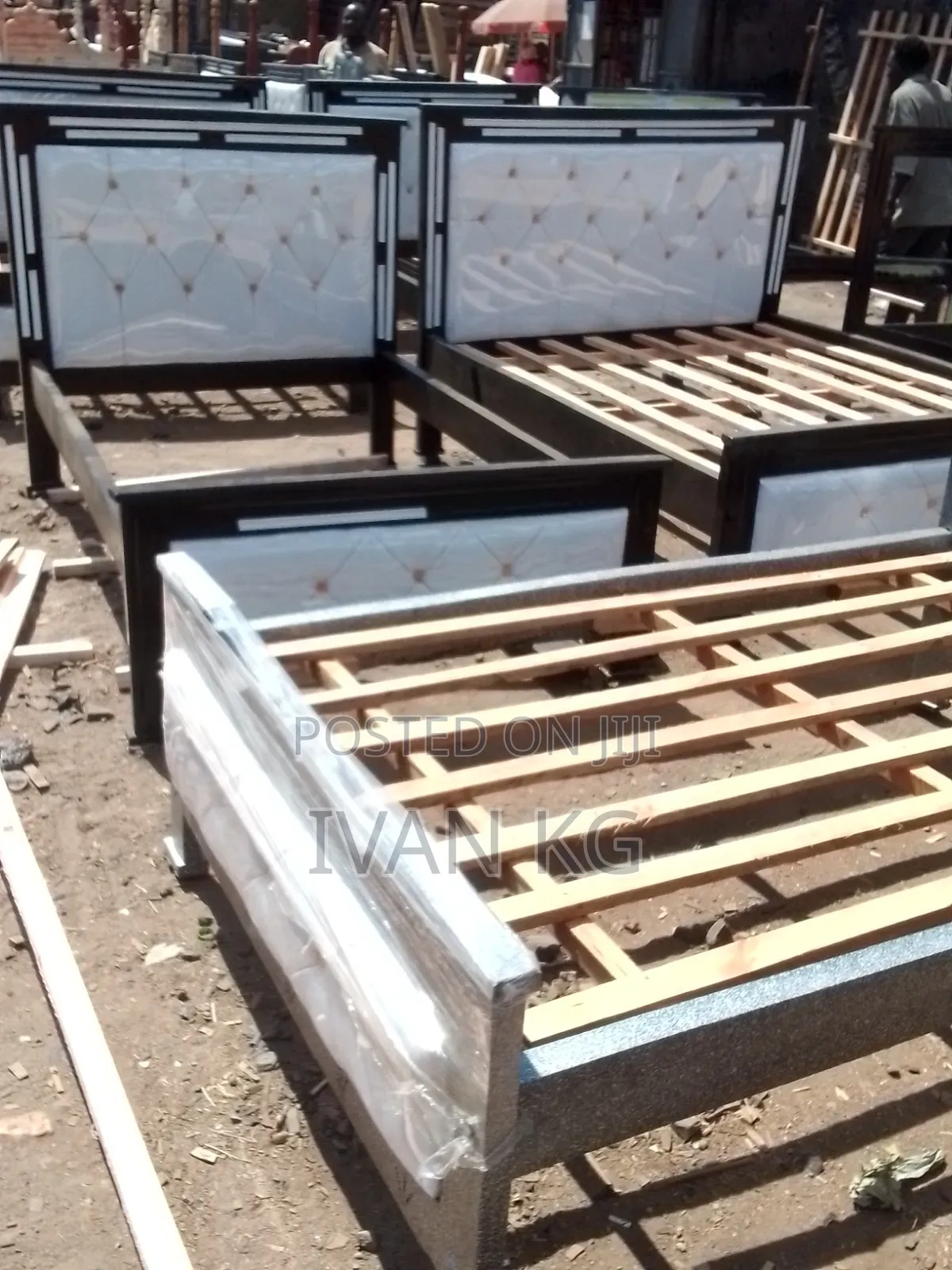 5by6 Leather Bed