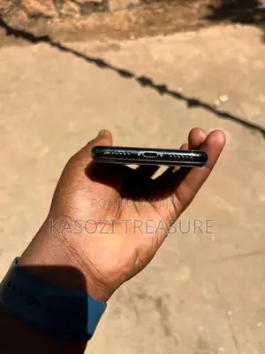 Apple iPhone X 64 GB Gray