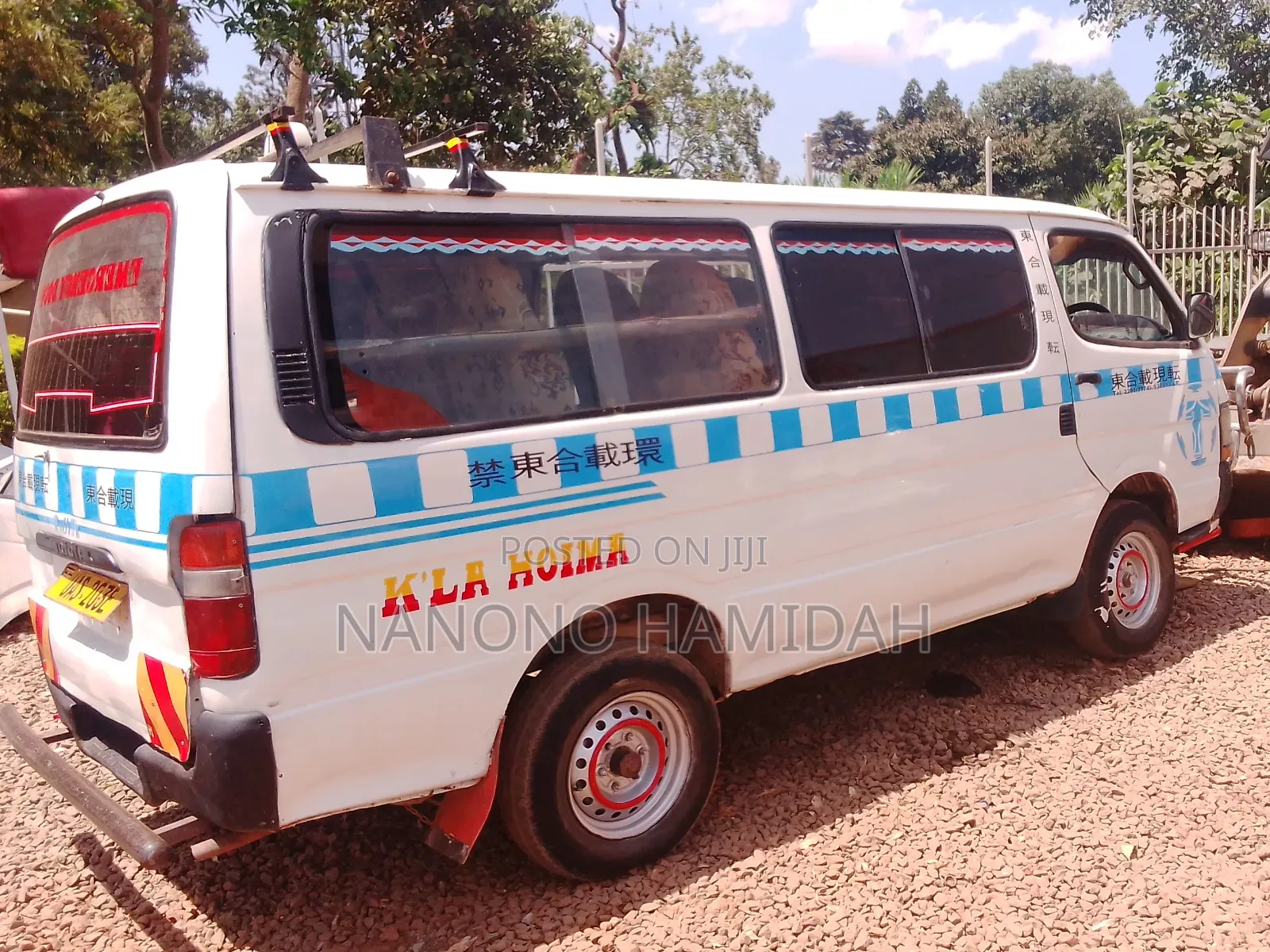 Toyota HiAce 2001 White